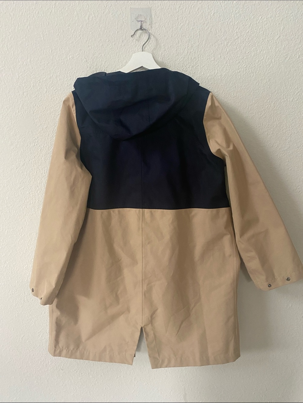 Boden Wells Waterproof Rain Coat Tan Pink Navy Accents size 10 US - Picture 7 of 9